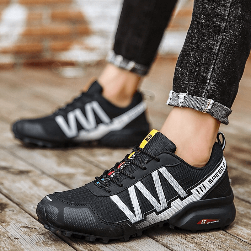 Stylish black men's sports shoes with non-slip EVA outsole and modern design, perfect for casual and athletic wear.